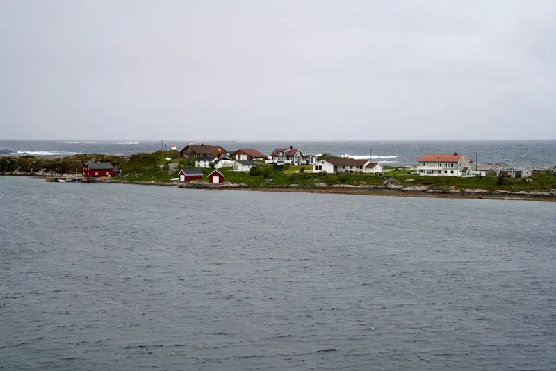 Smuk lille ø ude i havet